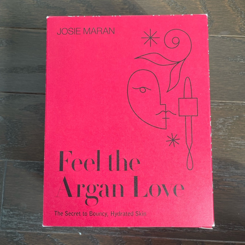 Josie Maran Feel the Argan Love - Vibrant Red